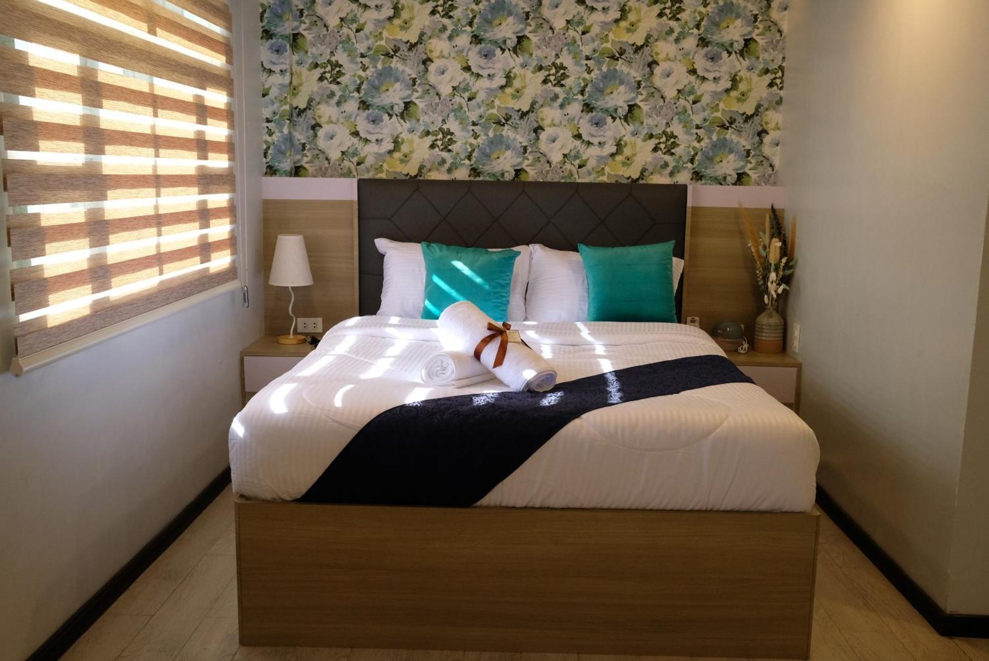 Vieda Hotel Caticlan Ngoại thất bức ảnh